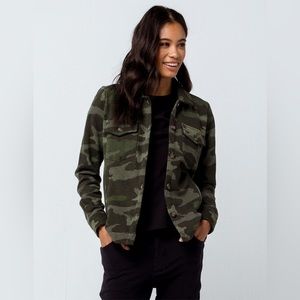 O’Neill camo casual button up jacket